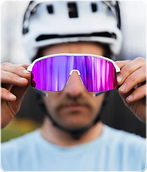 Ciclista con Gafas Julbo